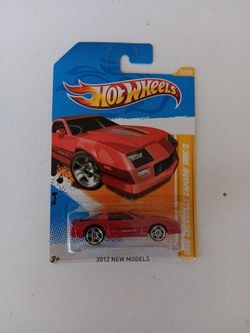 Hot Wheels 2012 New Models 1985 Camaro IROC-Z