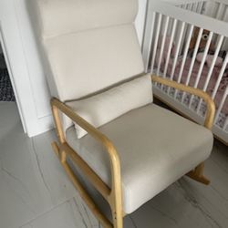 Rocking Chair (NEW)