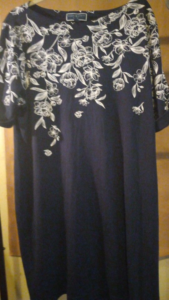 Karen Scott Short Sleeve Flor Al Design Dress Size Extra Large Excellent Condition