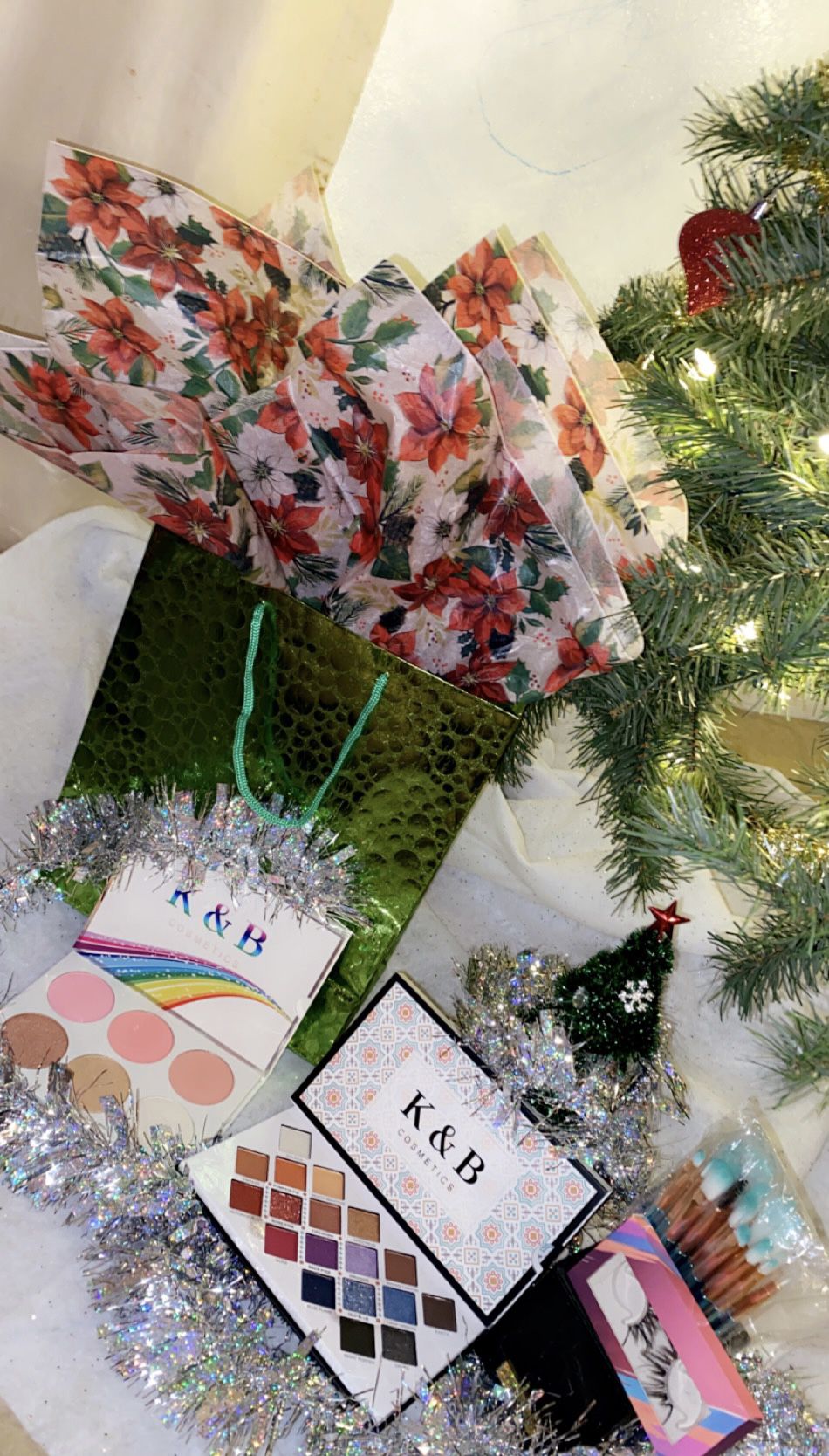 Christmas makeup bundle gift