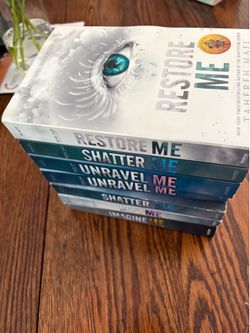 Shatter me series