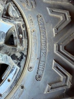 Canam Tires Commander