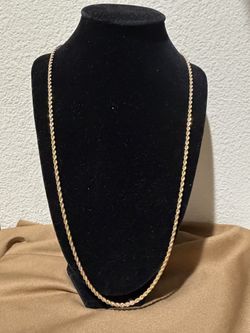10K Gold Rope Chain ( Brand New)