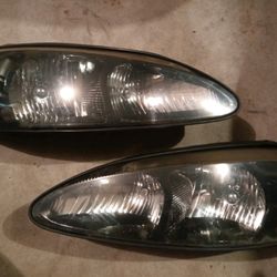 2004 Pontiac Headlights