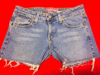 Super Low waist LEVI’S Cut-Offs, Size 7