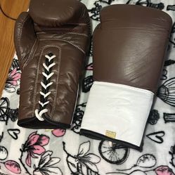 Maroon Bell Boxing Gloves 14oz