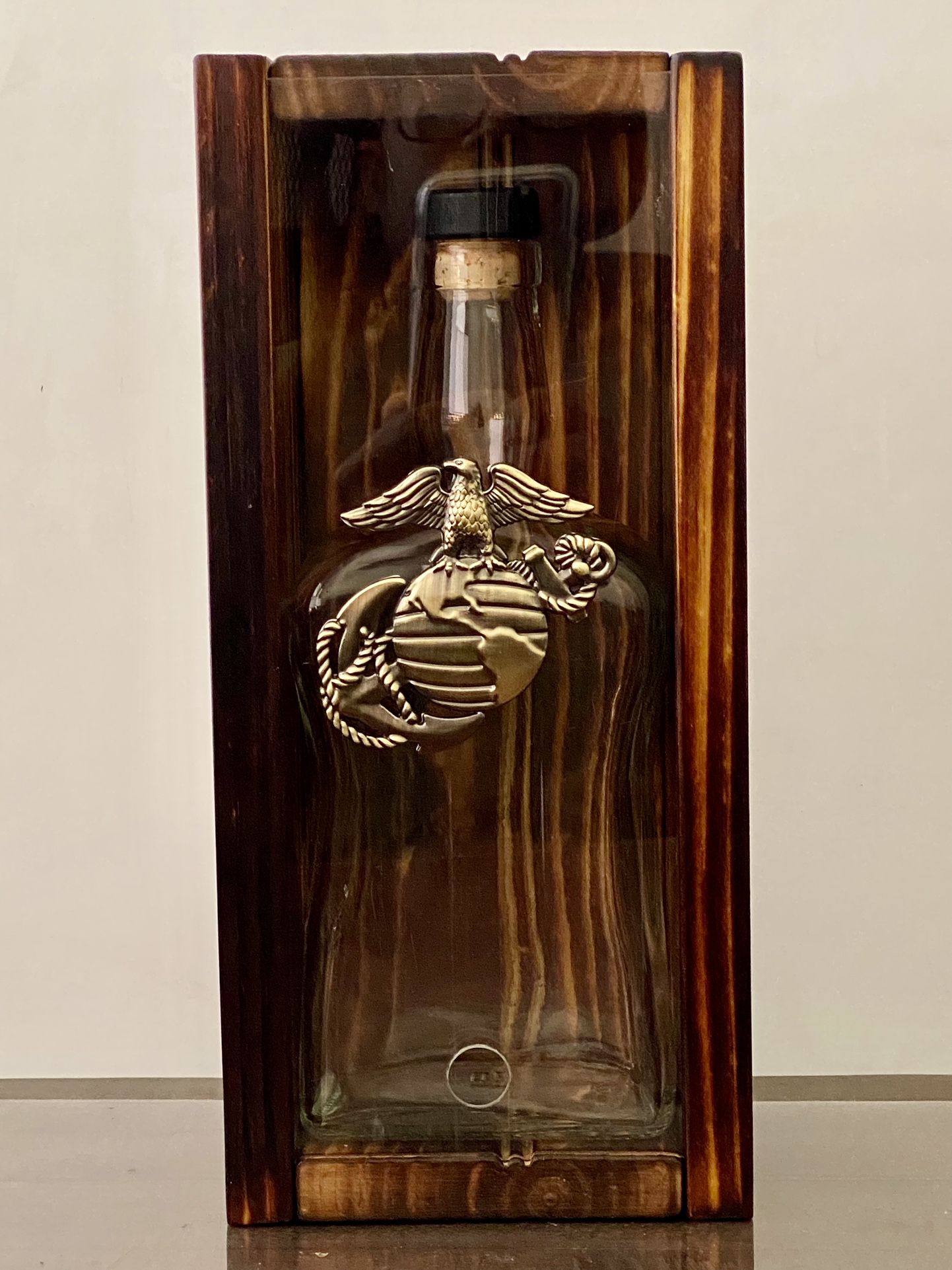Marine Corps Decanter Wooden Bourbon/Whiskey Box w/ Bottle