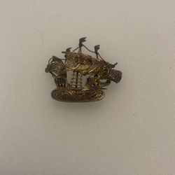 Fillagree Ship Brooch