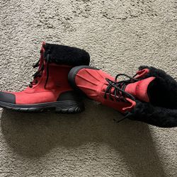 Brand New Red Ugg boots Never worn size 10 Men’s 