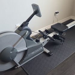 Matrix Exercise Rowing Commercial Gym Machine AR09