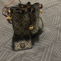 Tory Burch Set 