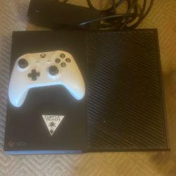 Xbox 1 With Wires And Controller 