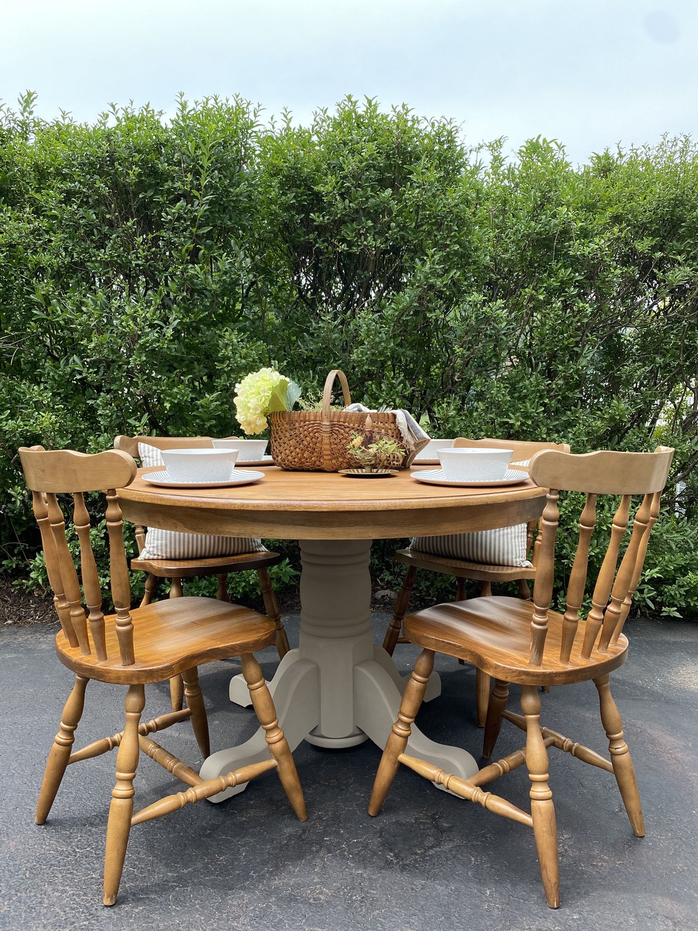 Solid wood Dining Table & 4 Chairs *Please See Description For Details*