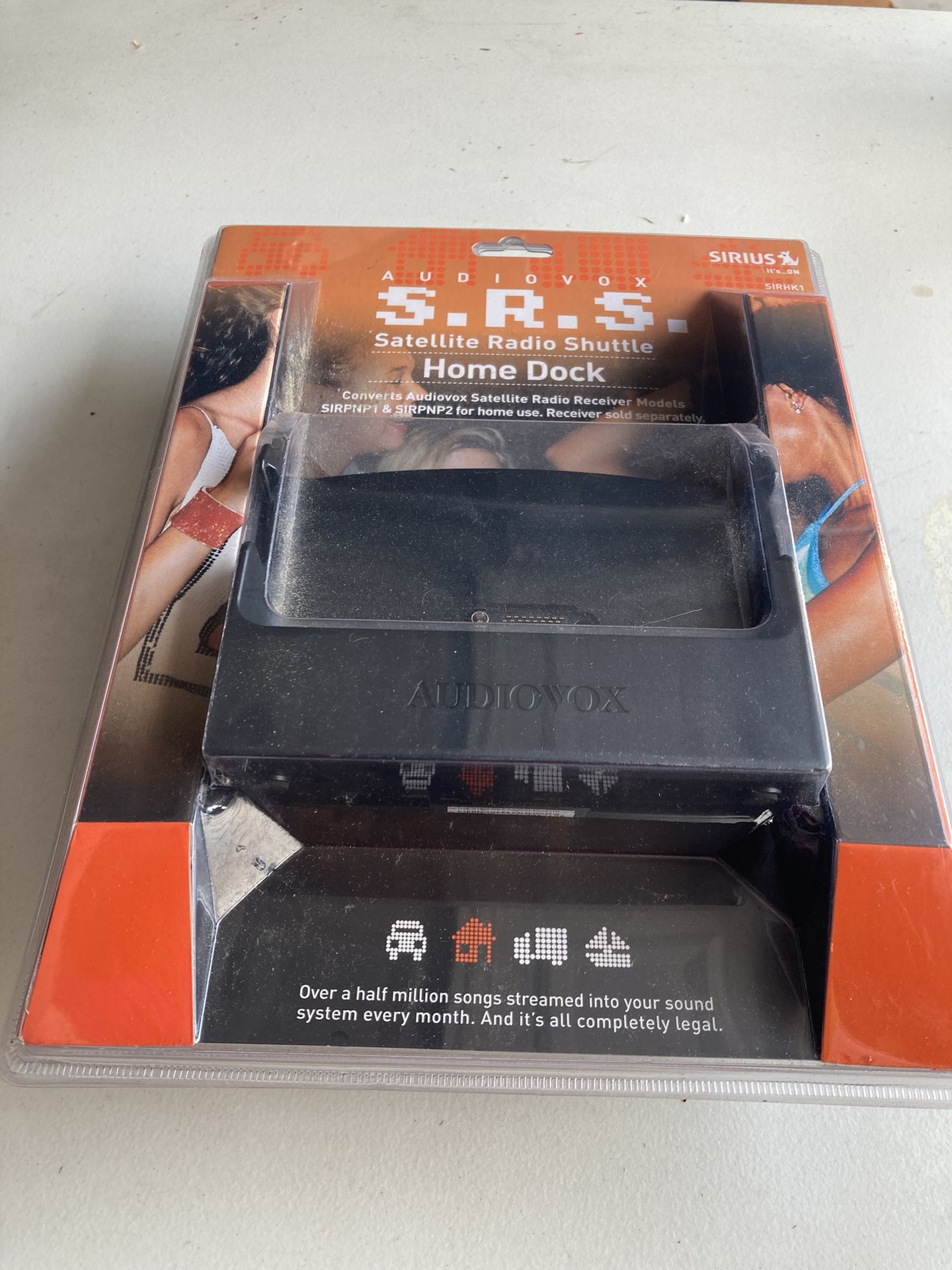Audiovox S.R.S. Satellite Radio Shuttle Home Dock