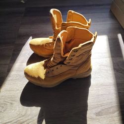 Military Boots