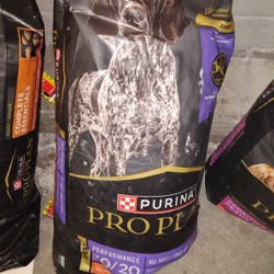 PURINA PRO PLAN All Ages, Performance 30/20, Salmon And Rice, 33 Lbs.