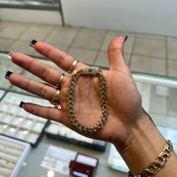 Gold Bracelet