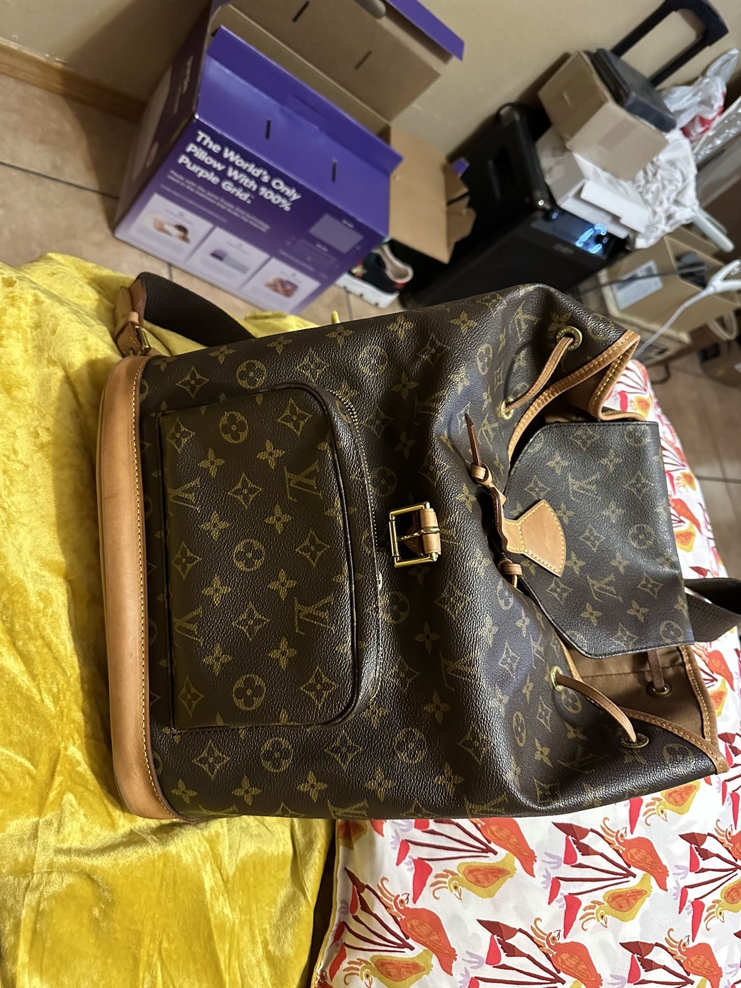 LV Backpack for Sale in Pharr, TX - OfferUp