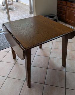 Solid Wood Drop Leaf Dining Table Set – 4 Chairs – Excellent Condition