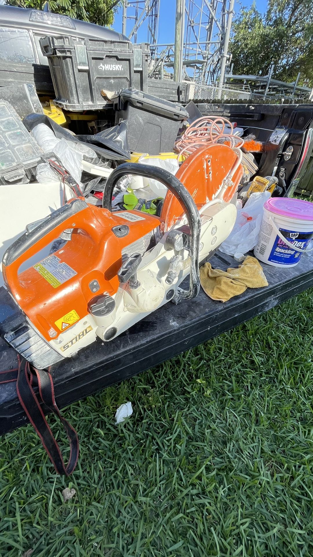 concrete cutter