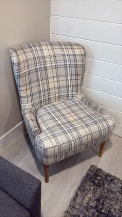 2 chairs