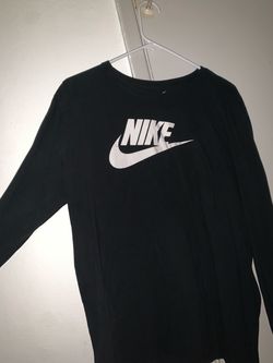Nike Long Sleeve Graphic T-Shirt black and white