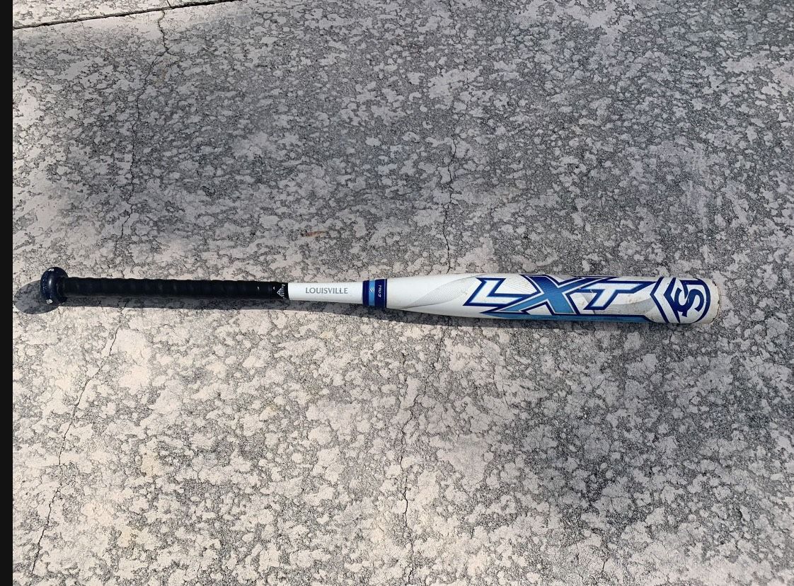 Louisville Slugger LXT X18 32/22 10 Softball Bat WLXTPX18A11