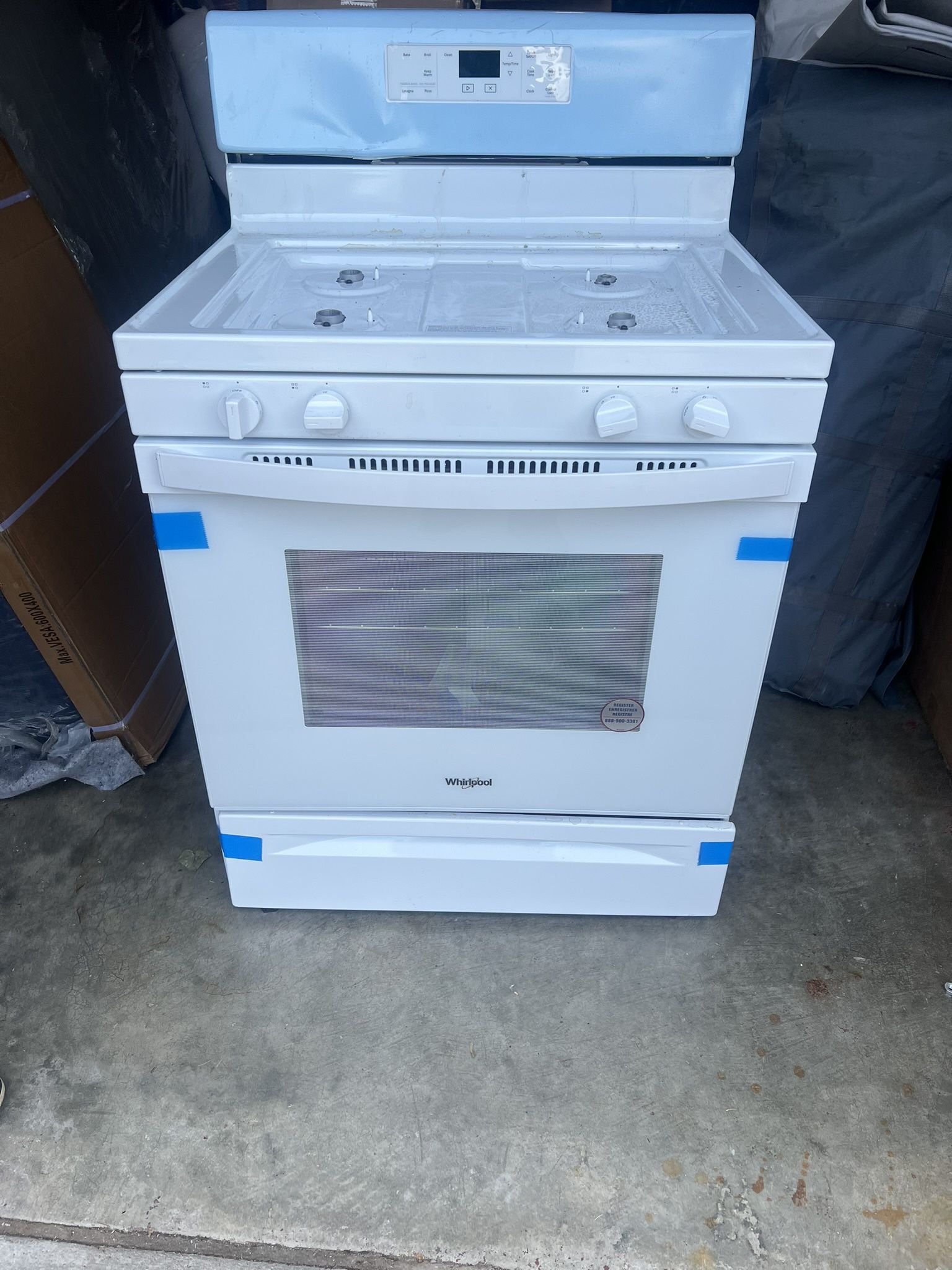 Whirlpool 5.0 Cu. Ft. Freestanding Gas Range with Storage Drawer