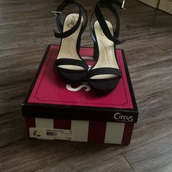 Size 7 Black Heels