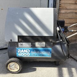 Ingersoll-Rand Rand 4000 Oilless Air Compressor – Portable