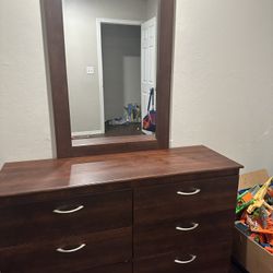 6 Drawer dresser with mirror and Twin Headboard w/adjustable frame