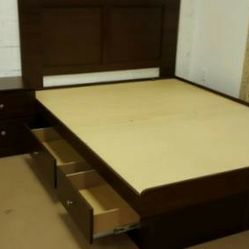 Storage Platform with 4 Drawers