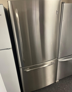 Spacious Bottom Freezer Refrigerator - Stainless Steel