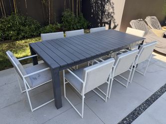 AllModern Baidy Metal Outdoor Dining Table – Modern Minimalist