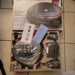 Hoover Quest 800 Bluetooth Robot Vacuum