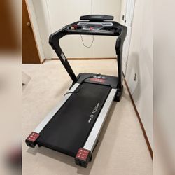 Sole F85 Treadmill, Folding Design - Excellent โ West Orange, NJ