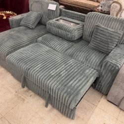 I sell sleeper sofa!!!/ Ask For Price. Not Free. HABLO ESPAÑOL 