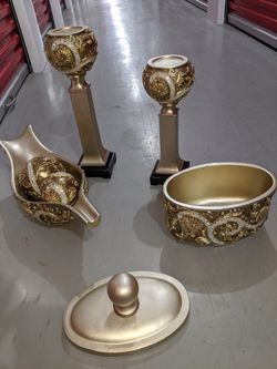 formal dining room centerpiece