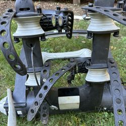 THULE  2 Bike Rack