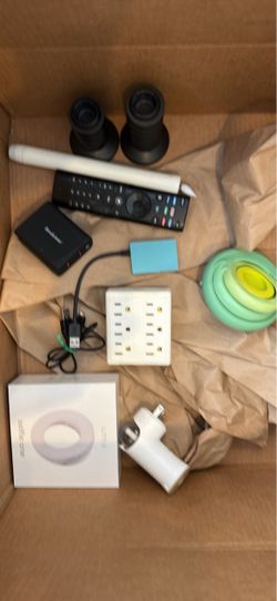 Mixed Electronics and Accessories Lot