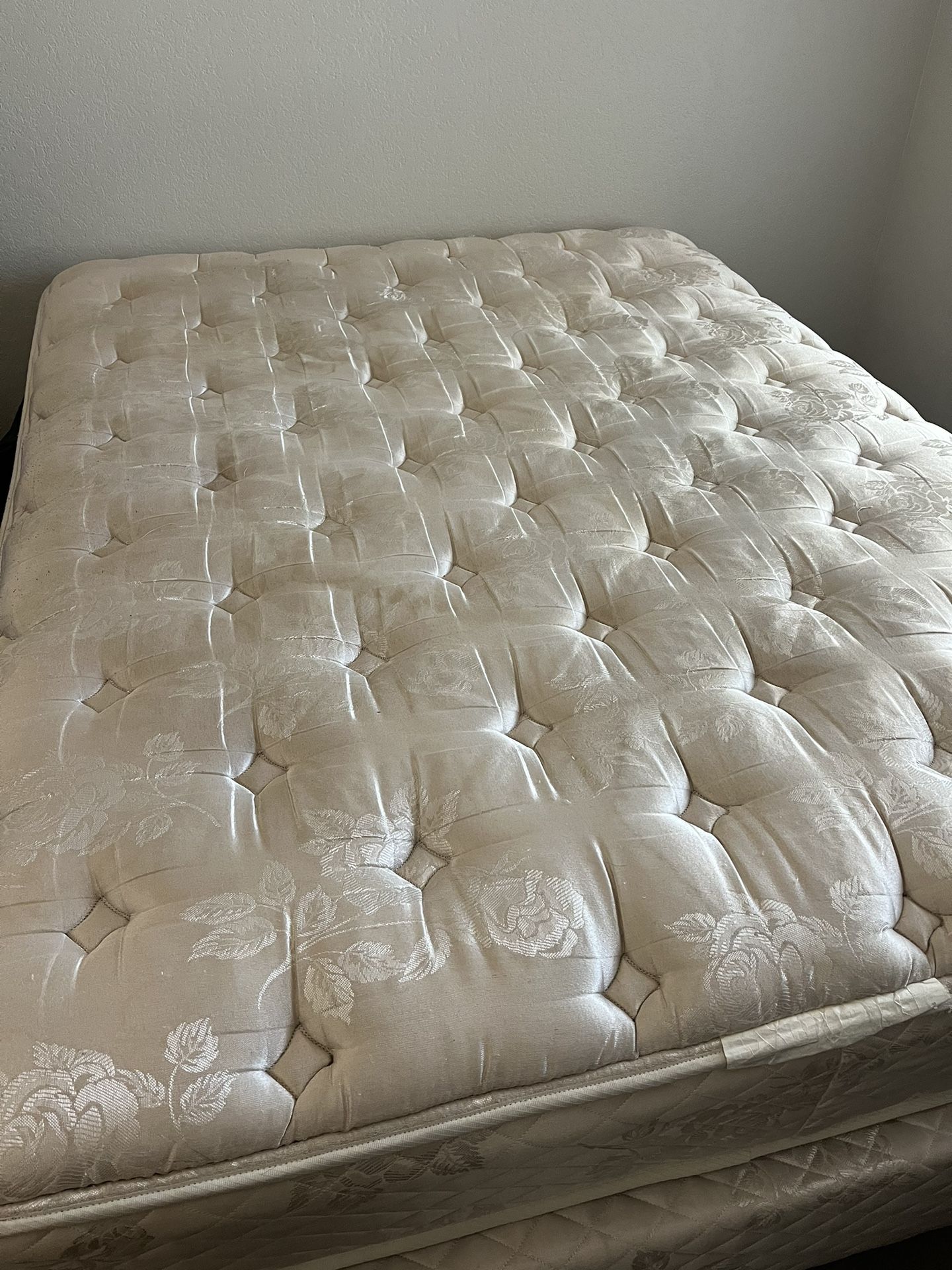 Queen Bed, Box Spring, Frame for Sale in Chandler, AZ OfferUp