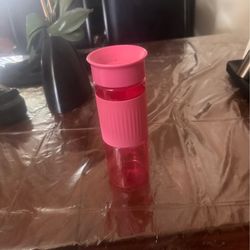 Parent & Me Miracle® 360° Cup Set + other munchkin sippy cups $10 obo for all