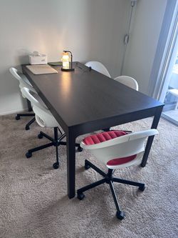 IKEA DINING TABLE+5 chiars