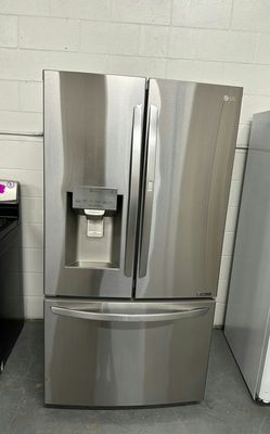 LG 3-Door Refrigerator (French Door Fridge) Stainless Steel - Water Dispenser Energy Star