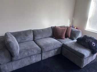 Gray versatile sectional couch (very comfortable)