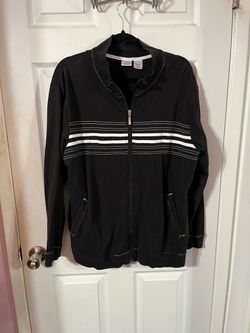 Women’s Size 16 / 18W  Full Zip Up Sweatshirt Pocket Long Sleeve Black with White Accent.  Size 95% Cotton and 5% Spandex.  Preowned.