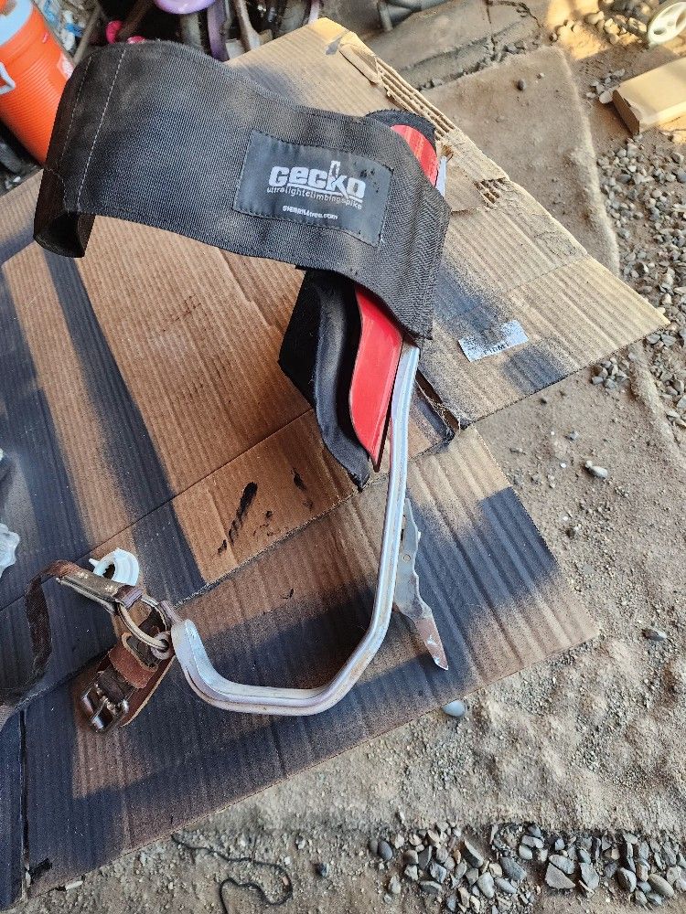 climbing spikes Gecko