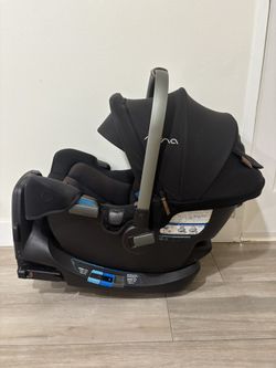 Nuna PIPAâ„¢ RX Car Seat & Base
