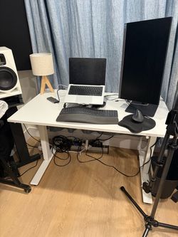 IKEA Sit/Stand Height Adjustable Standing Desk - White, 47x24