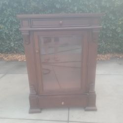 OBO-Beaded Cherry Lighted Curio Cabinet – Glass Door & Shelves